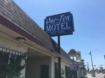 One Ten Motel 9
